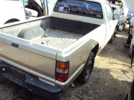 1990 DODGE D-50, 2.4L 5SPEED 2WD, COLOR GOLD, STK 153696